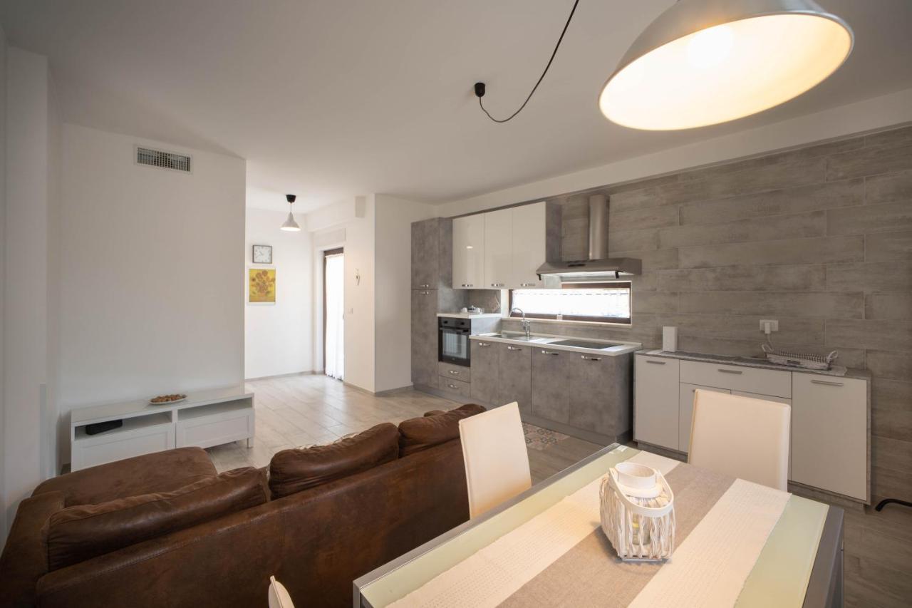 Wepuglia - Sunflower House Monopoli Exterior photo